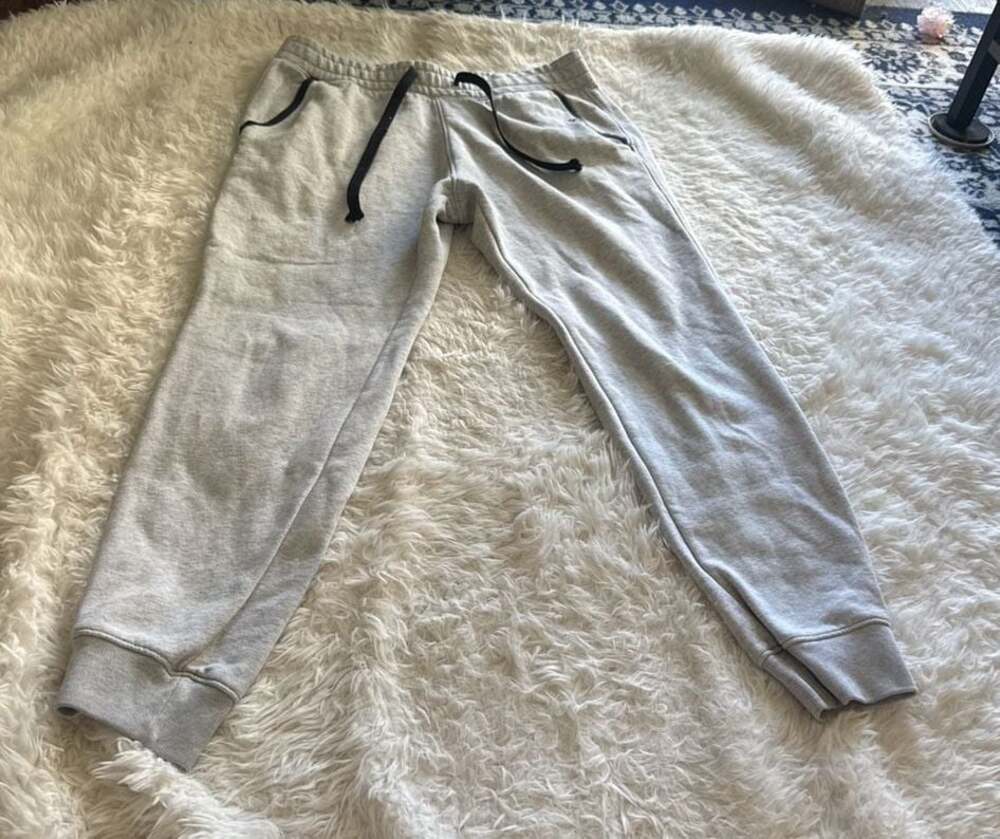 Hollister Grey Logo Jogger Sweatpants Size‎ M